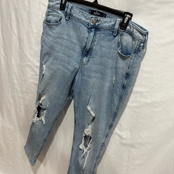 Hollister Ultra High Rise Mom Jeans Distressed Ripped Light Wash 33x27 Grunge - Picture 2 of 15